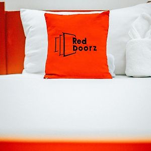 Reddoorz At S & L Apartelle Daraga Albay